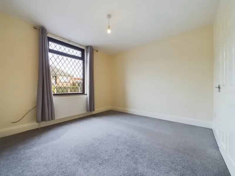 2 Bedroom House To Rent Available 2025