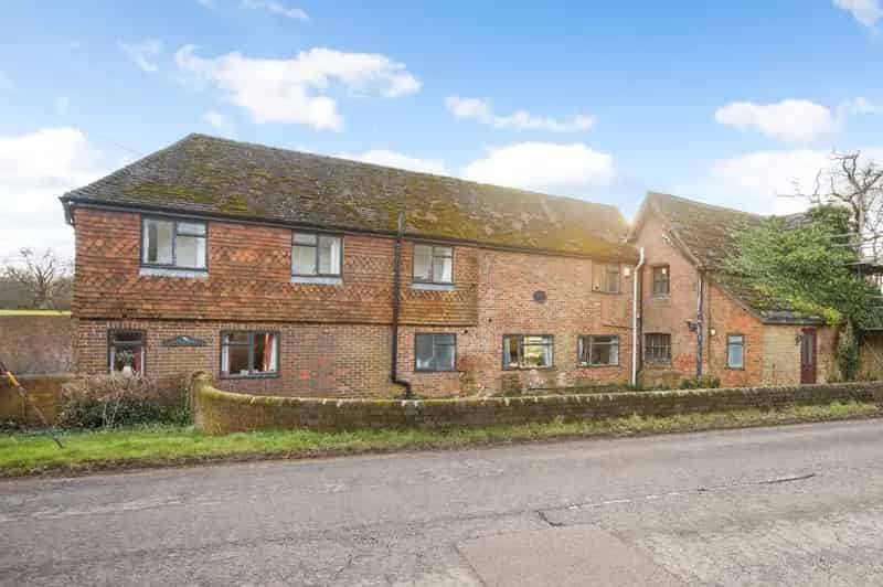 5 Bedroom Detached House For Sale Cranleigh