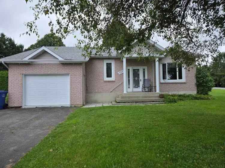 1994 Bungalow for Sale Grand Lac St-Francois View