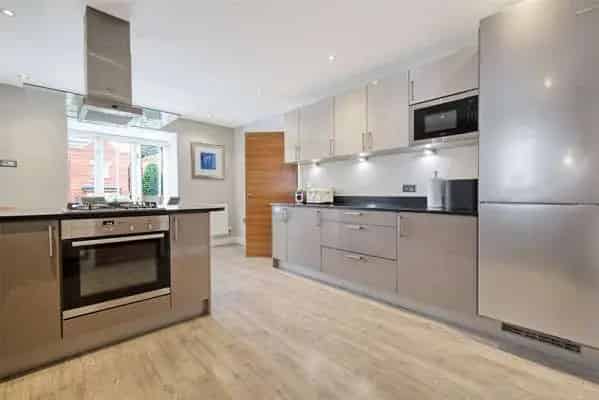 3 Bedroom Semi-Detached Home Danbury Palace Gated Development