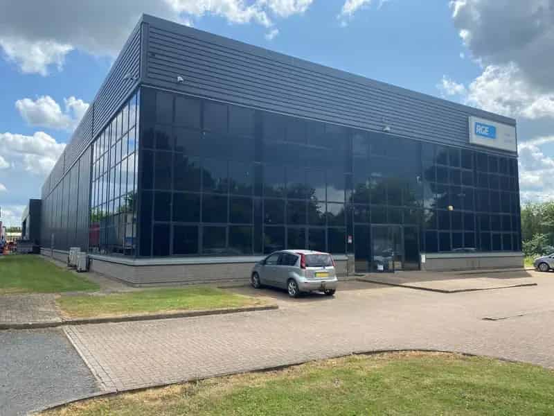 Warehouse with Offices and Ample Parking