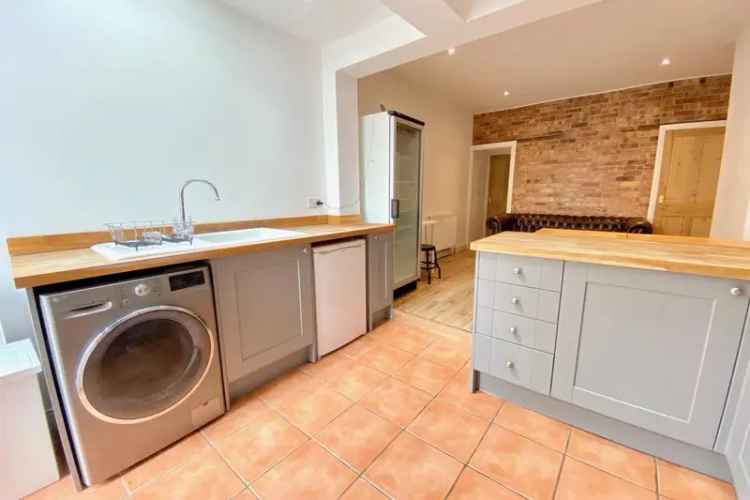 3 Double Bedroom Student House Near UEA