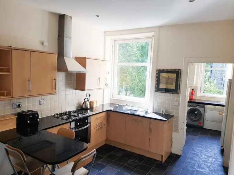 4 Bedroom Flat to Rent