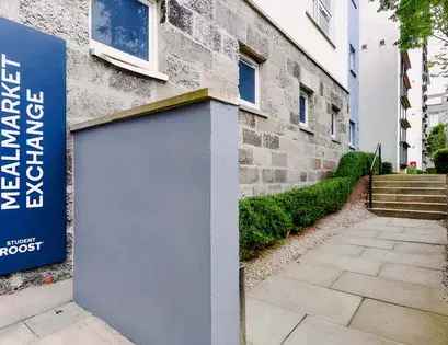 1 Room Flat 55m² Aberdeen Communal Kitchen Ensuite