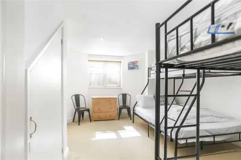 3 Bedroom Beachfront Maisonette Kemp Town Brighton