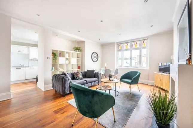 Flat for sale in Moscow Road, Notting Hill, London W2