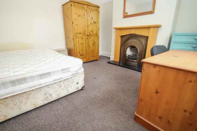 4 Bedroom Student House Bournemouth
