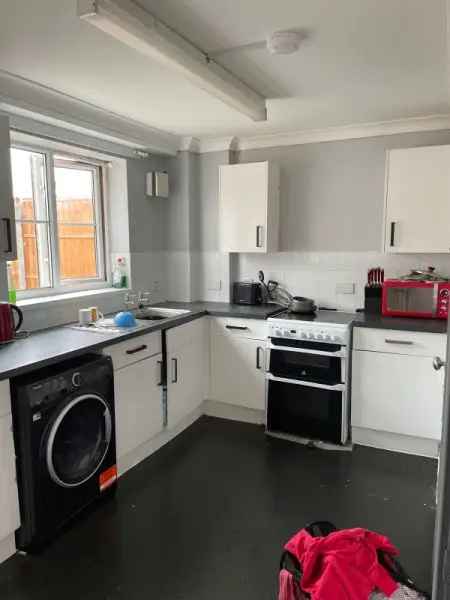 House For Rent in Colchester, England