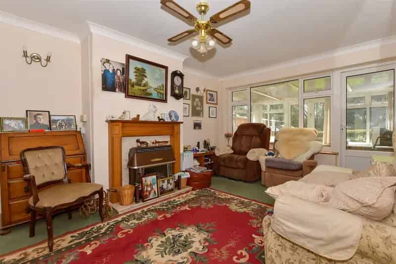 2 Bedroom Detached Bungalow for Sale in Bridge