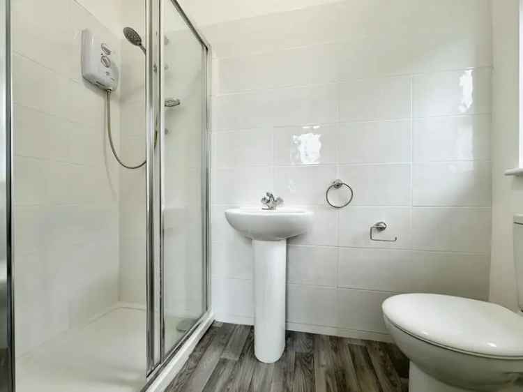 3 Bedroom Flat to Rent London SE14 - Stunning Victorian Conversion