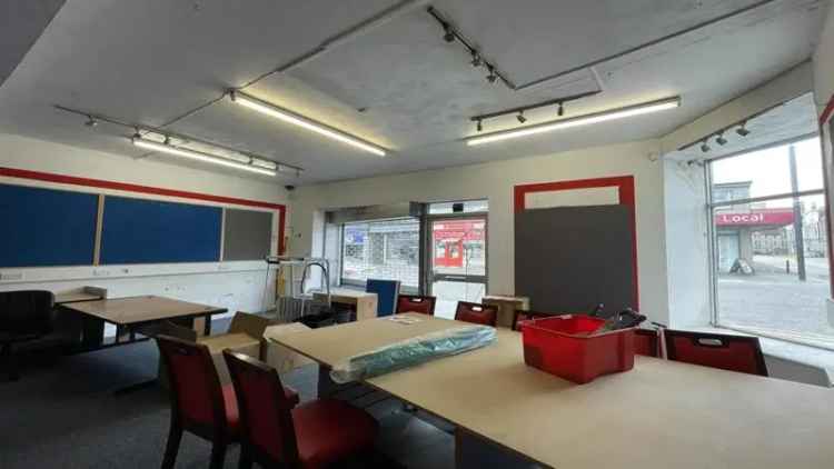 End Terrace Retail Space with Basement Storage
