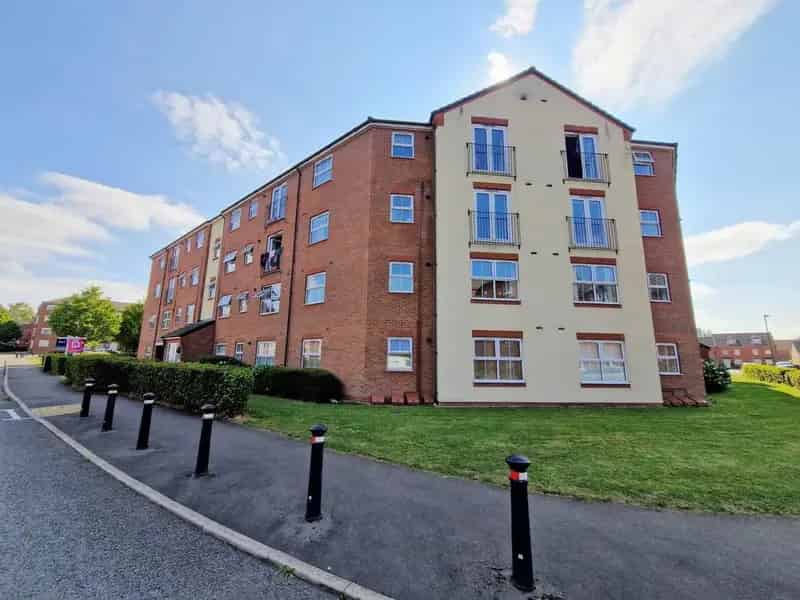 2 Bedroom Apartment for Sale in Solihull
