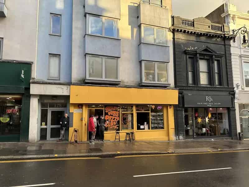 Modern Retail Unit To Let Brighton City Centre