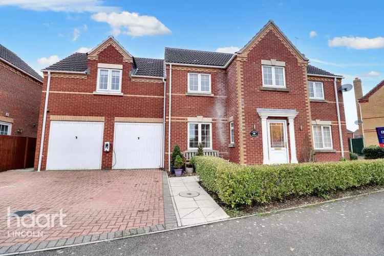 5 bedroom detached house for sale