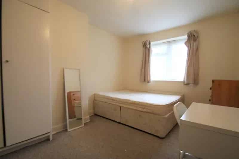 3 bedroom House
 To Rent