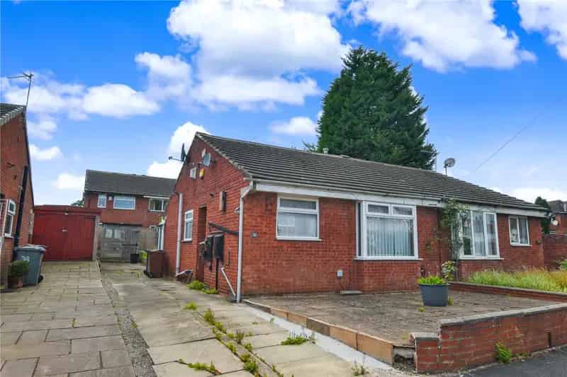 House For Sale , Leeds, England