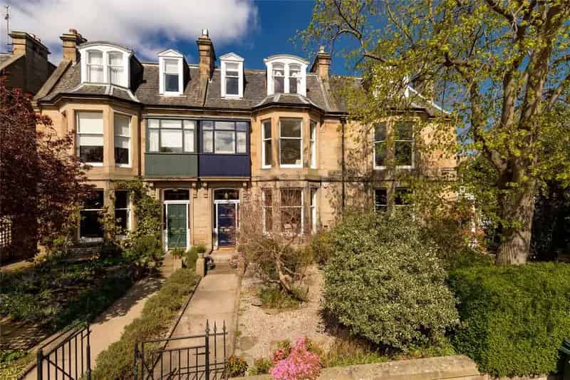 5 Bedroom Terraced House for Sale in Edinburgh