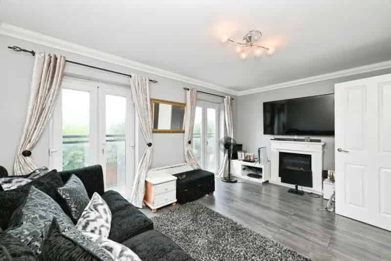 Four Bedroom Semi-Detached House with Converted Garage