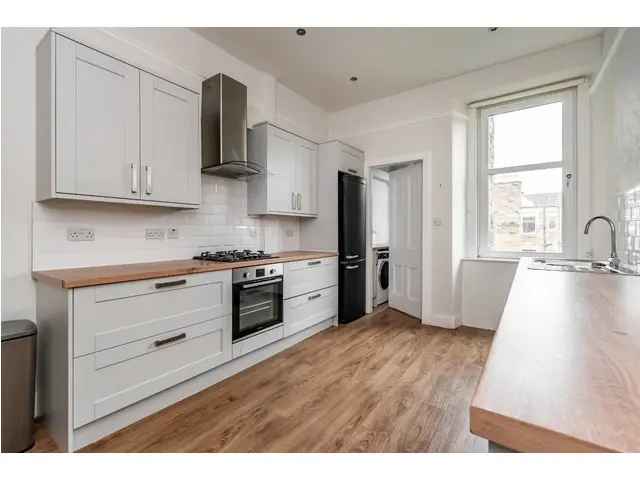 2 Bedroom Flat for Sale in Newington Edinburgh