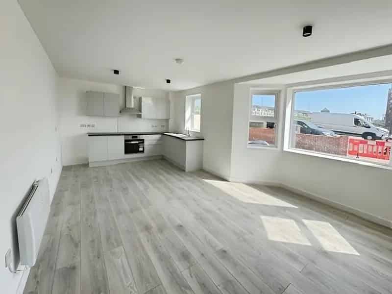 2 Bedroom Flat to Rent Blackpool FY1 A-Rated EPC