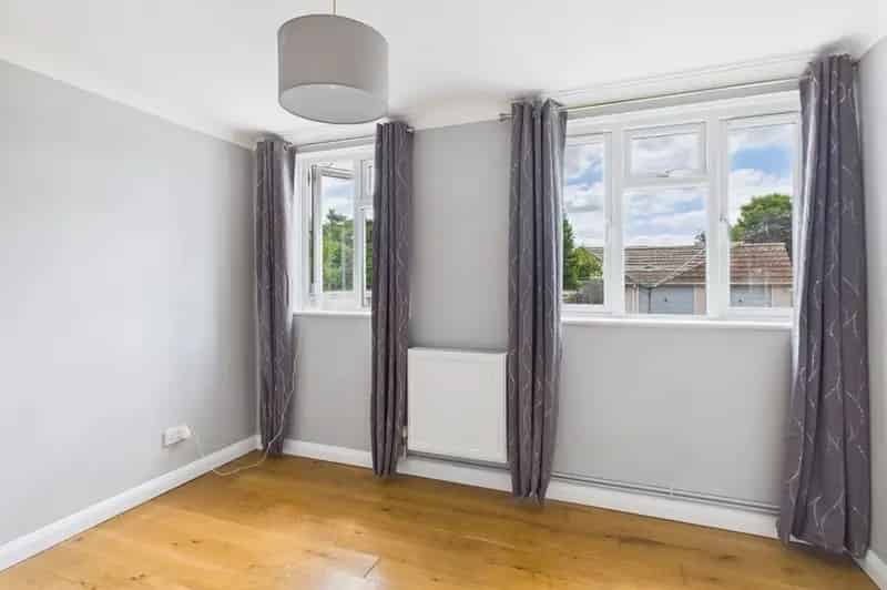 1 Bedroom Ground Floor Flat to Rent Bristol BS20