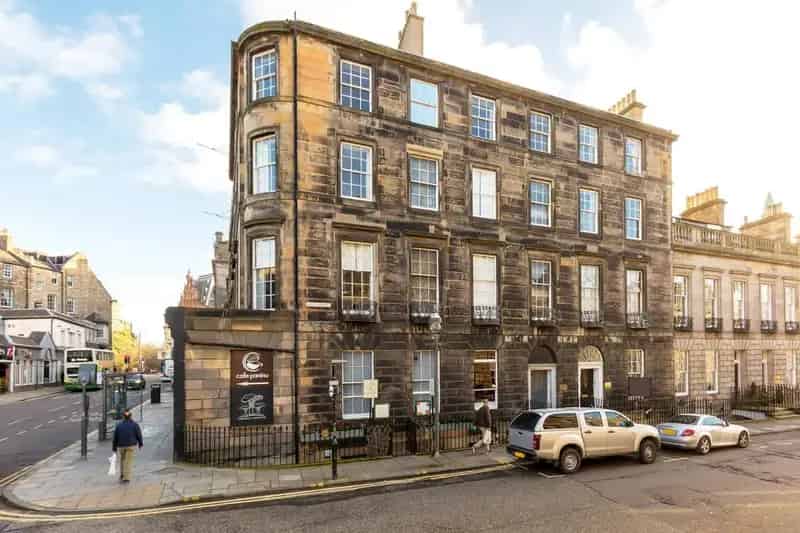 3 Bedroom Apartment for Sale Edinburgh New Town