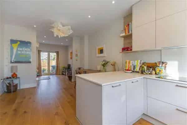 3-Bedroom Terraced House Holburne Park Bath