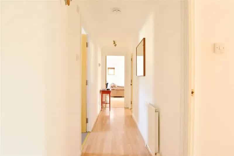 2 Bedroom Apartment in Maritime Quay London