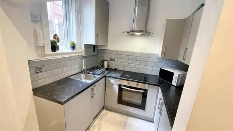 2 Bedroom Flat for Sale in Moseley