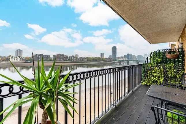 Flat for sale in Admiral Court, Chelsea Harbour, London SW10