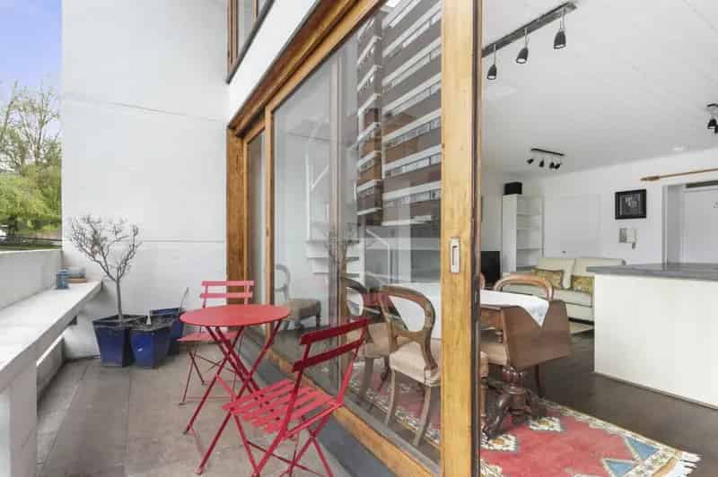 Flat for Sale in Southwood Park Highgate