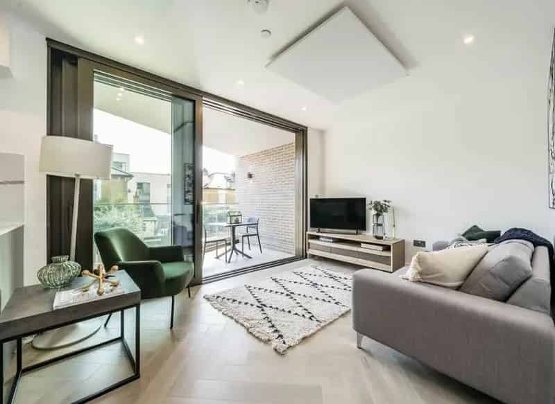 3 Bed 3 Bath Penthouse Apartment Wandsworth Common