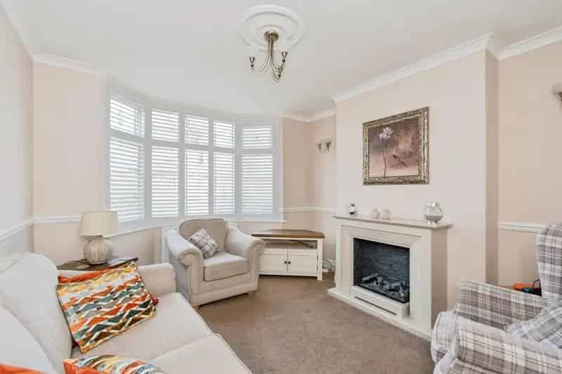 3 Bedroom Semi Detached House for Sale Castleford WF10 No Chain
