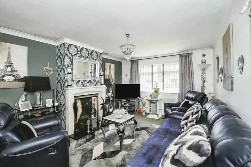 3 Bedroom Semi-Detached Bungalow Christchurch