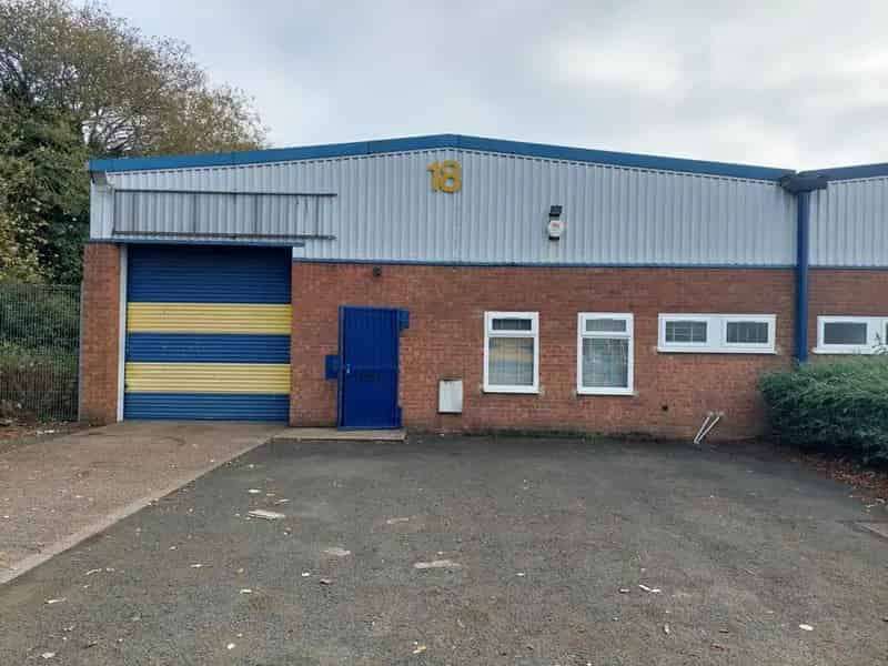Industrial Unit For Lease Near M5 M6 Motorways