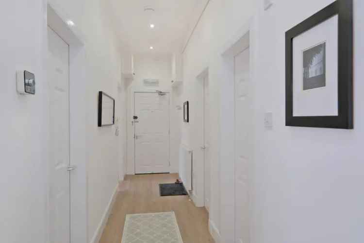 Aberdeen West End 3-Bedroom Apartment - Modern & Stylish