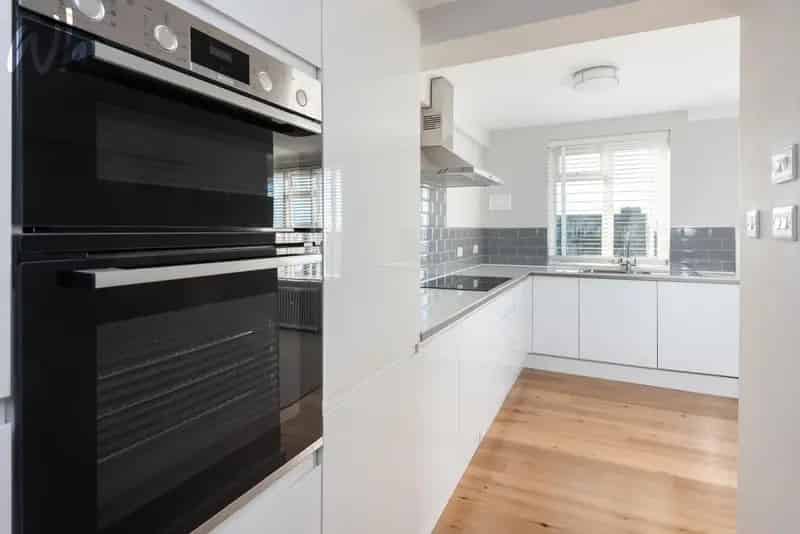 2 Bedroom Flat to Rent Hove Sea View