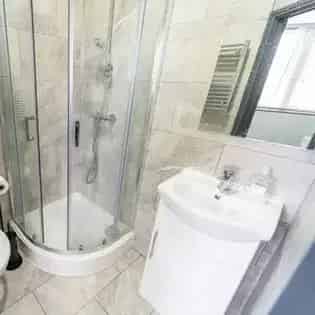 1 room flat of 504 m² in Birmingham
