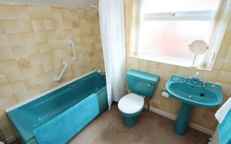 3 bed house for sale