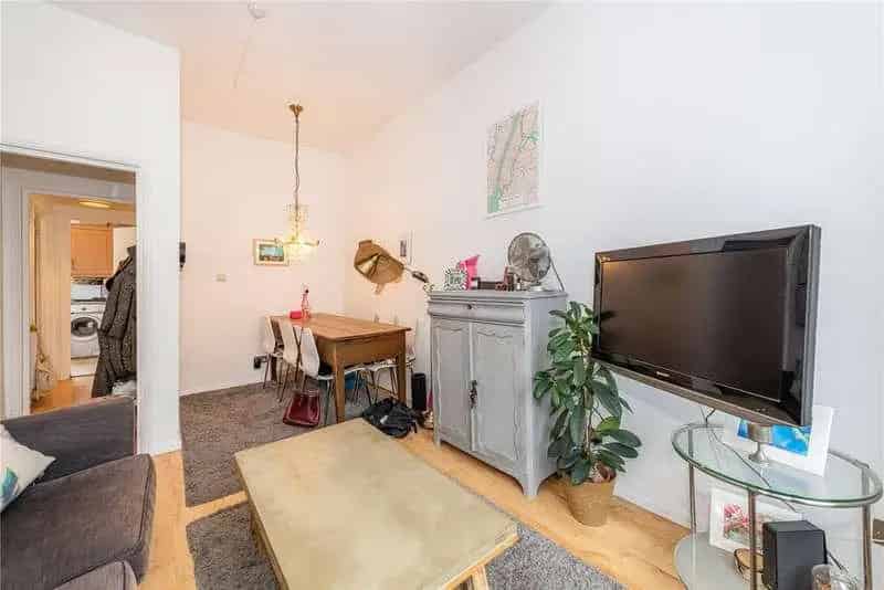 1 Bed Flat for Sale in West London