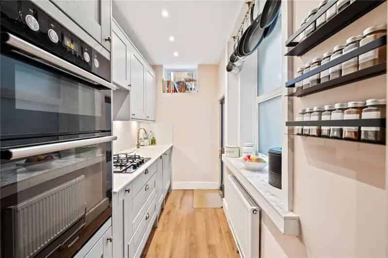 1 Bedroom Apartment for Sale
