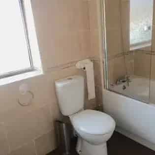 3 rooms house of 142 m² in Birmingham