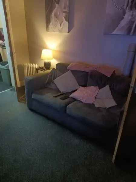 House For Rent in Sheffield, England