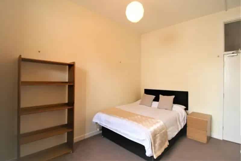 6 Bedroom Flat to Rent