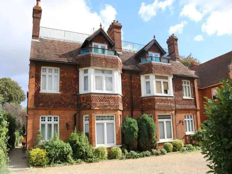 1 Bedroom Apartment to Rent