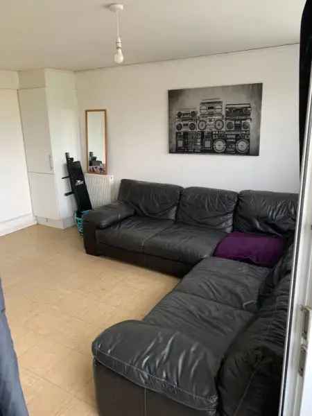 Flat For Rent in Southend-on-Sea, England