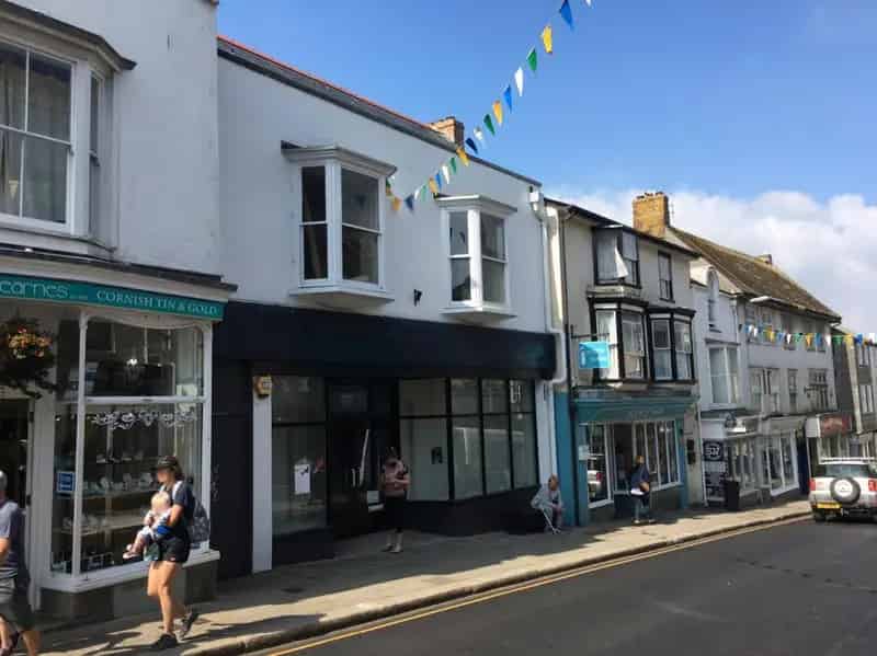 Terraced house for sale