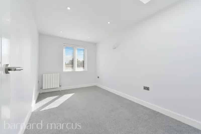 3 Bed 2 Bath House End of September