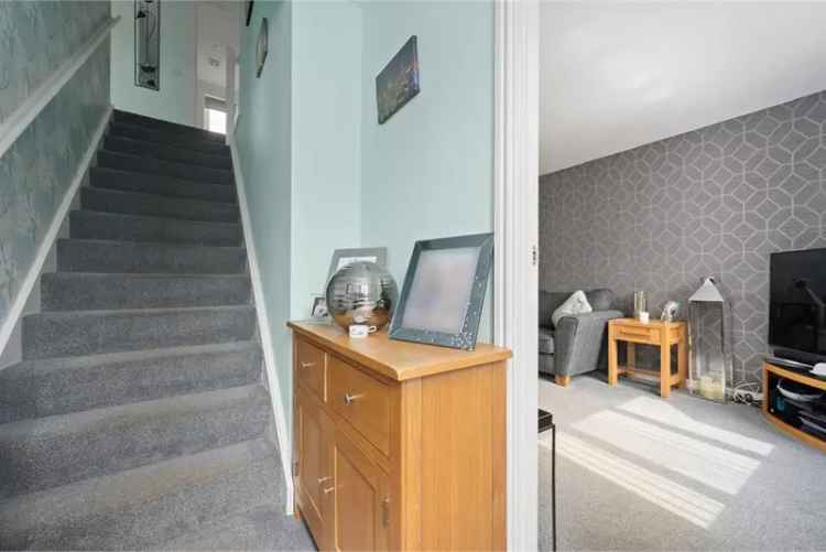 4 Bed Detached House with 1 Reception Room