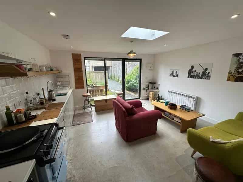 2 Bedroom Detached House for Sale City Living